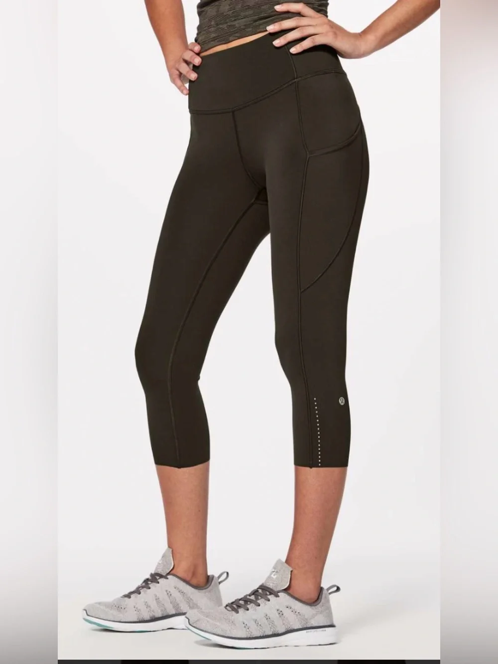 Lululemon Fast & Free Crop II Nulux 19” Dark Olive Size 6
